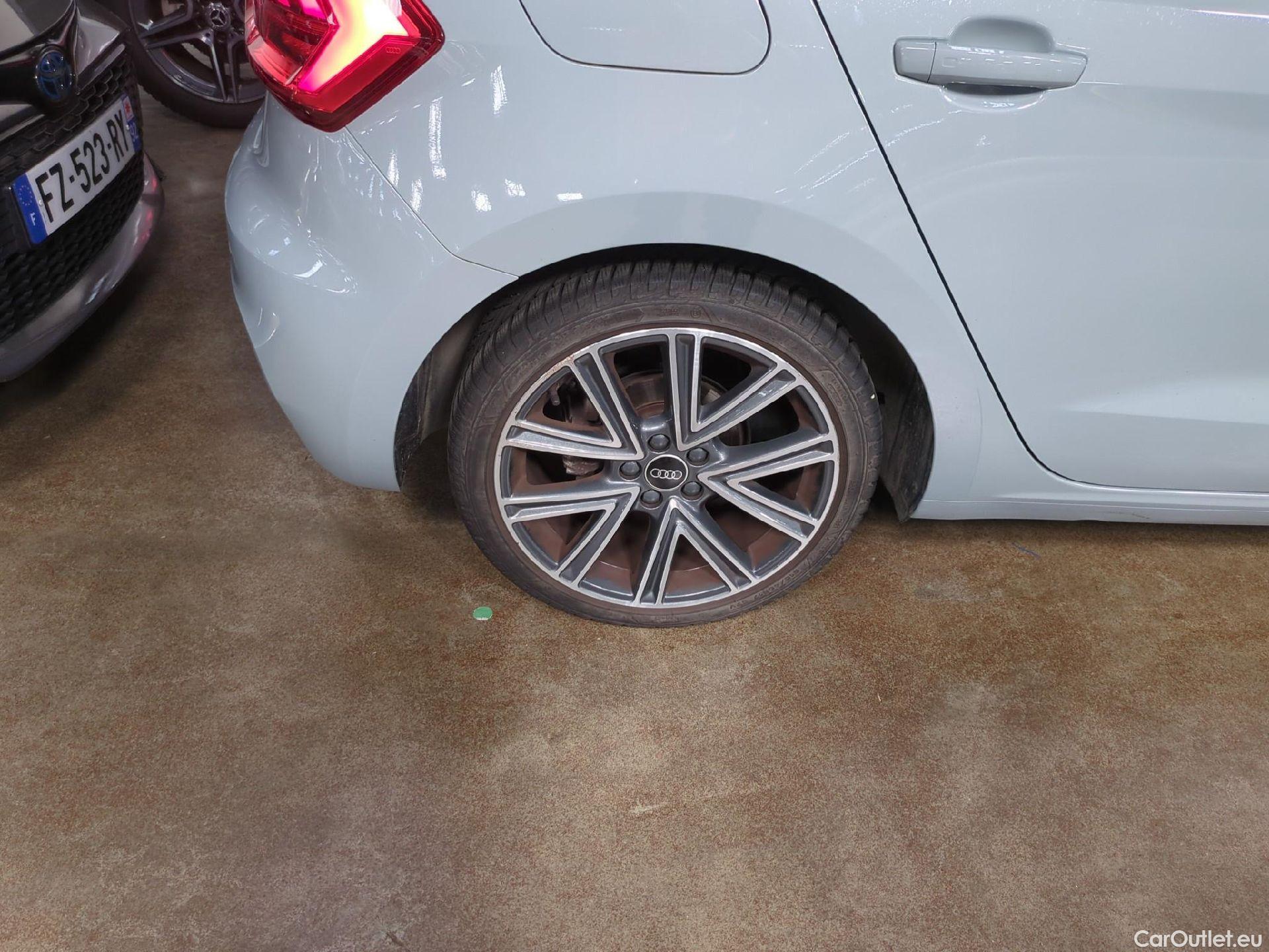  Audi  A1 Sportback AUDI  / 2018 / 5P / Berline 1.0 TFSI 110 S tronic 7 Advanced 2(SL) #20