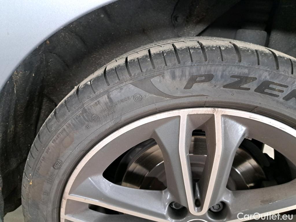  Bmw  Serie 1 Série 1 Berline 120 i Edition Sport 2.0 180CV BVA7 E6d #16