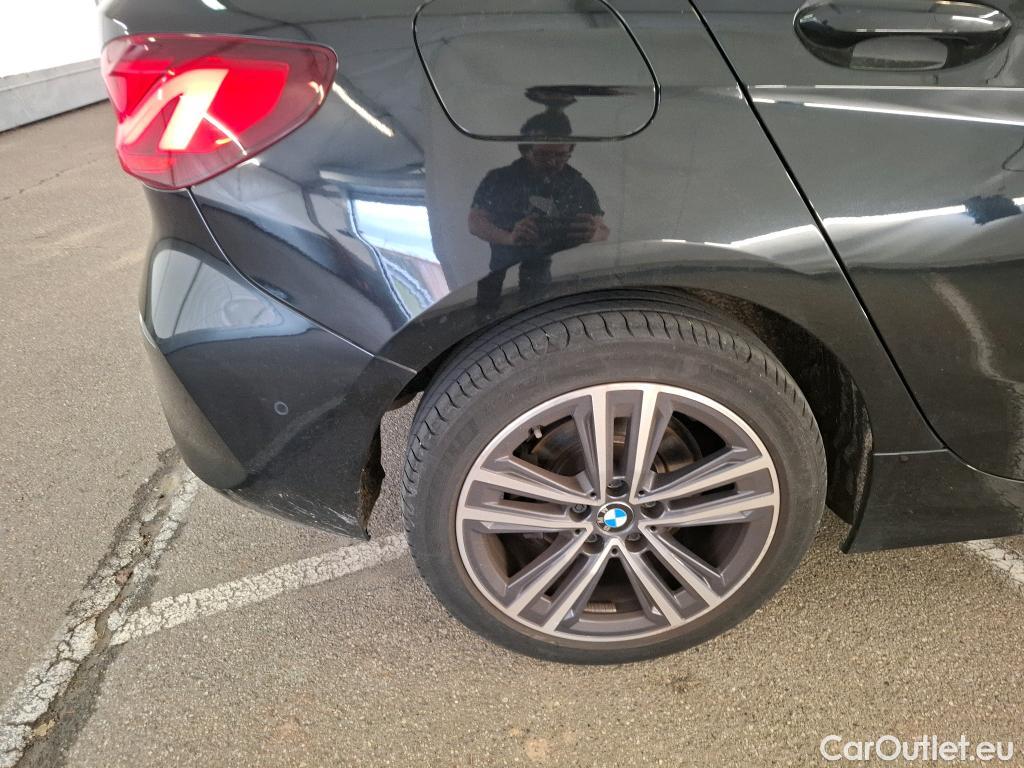  Bmw  Serie 1 BMW Série 1 / 2019 / 5P / Berline 116i Business Design #22