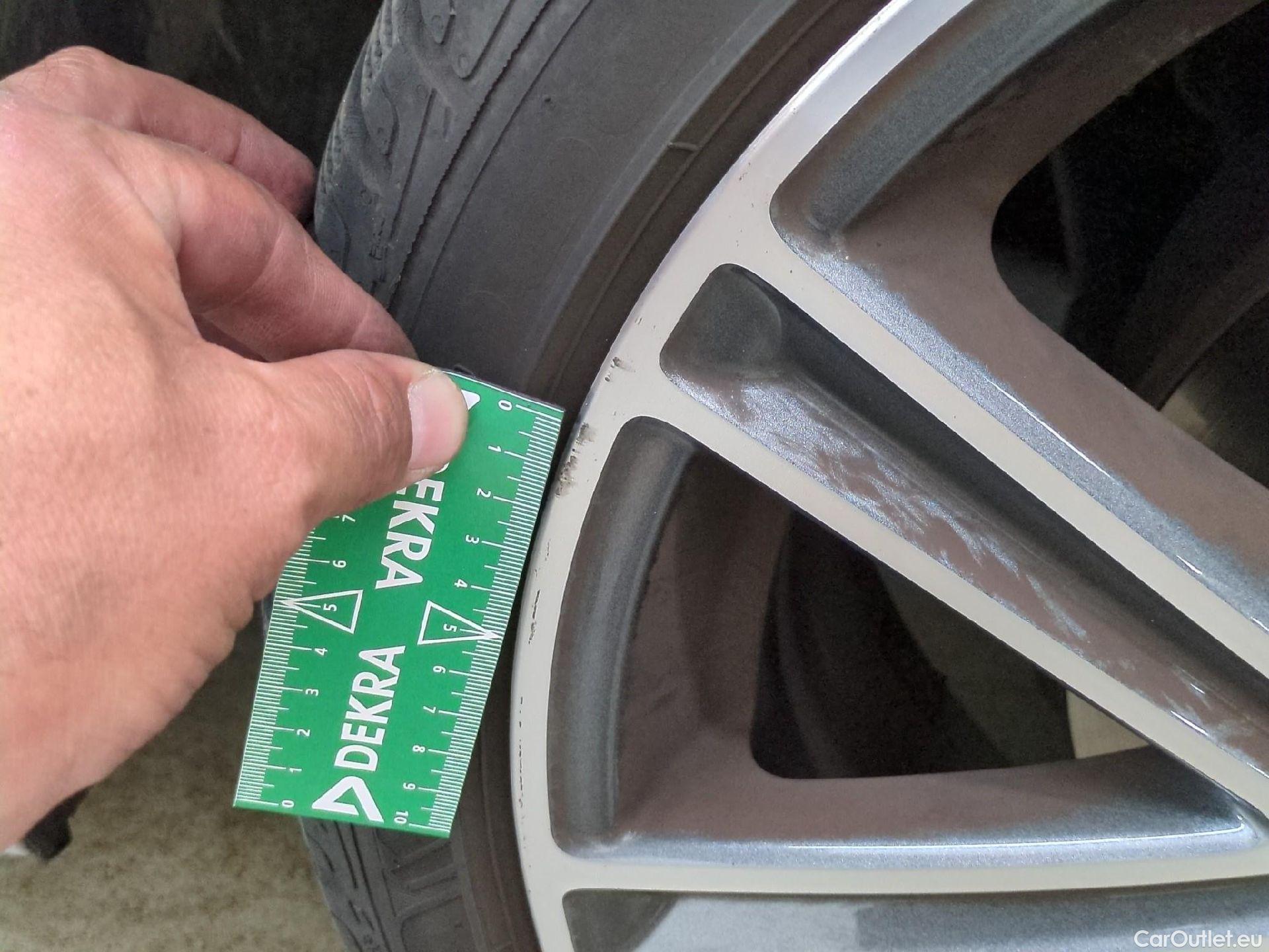  Audi  A1 Sportback AUDI  / 2018 / 5P / Berline 1.0 TFSI 110 S tronic 7 Advanced 2(SL) #10