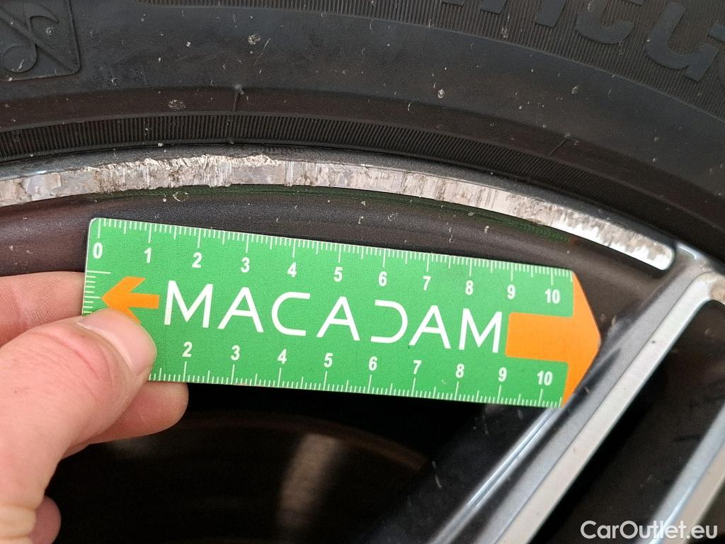  Mercedes  CLA-Klasse MERCEDES-BENZ CLA Coupe / 2019 / 4P / Coupé CLA 220 d AMG Line BA8 #32