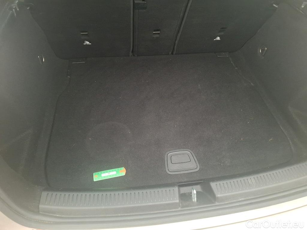  Mercedes  A-Klasse MERCEDES-BENZ Classe A Compact / 2018 / 5P / Berline A 180 d Business Line #41