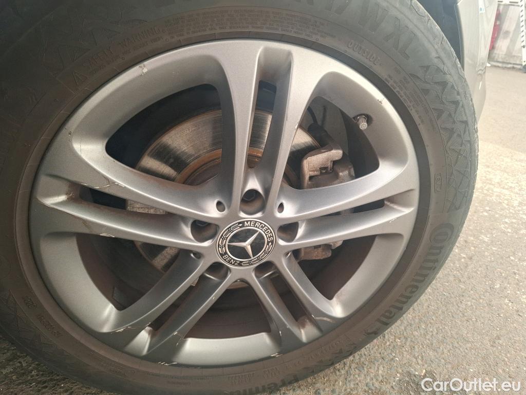  Mercedes  A-Klasse MERCEDES-BENZ Classe A Compact / 2018 / 5P / Berline A 180 d Business Line #23