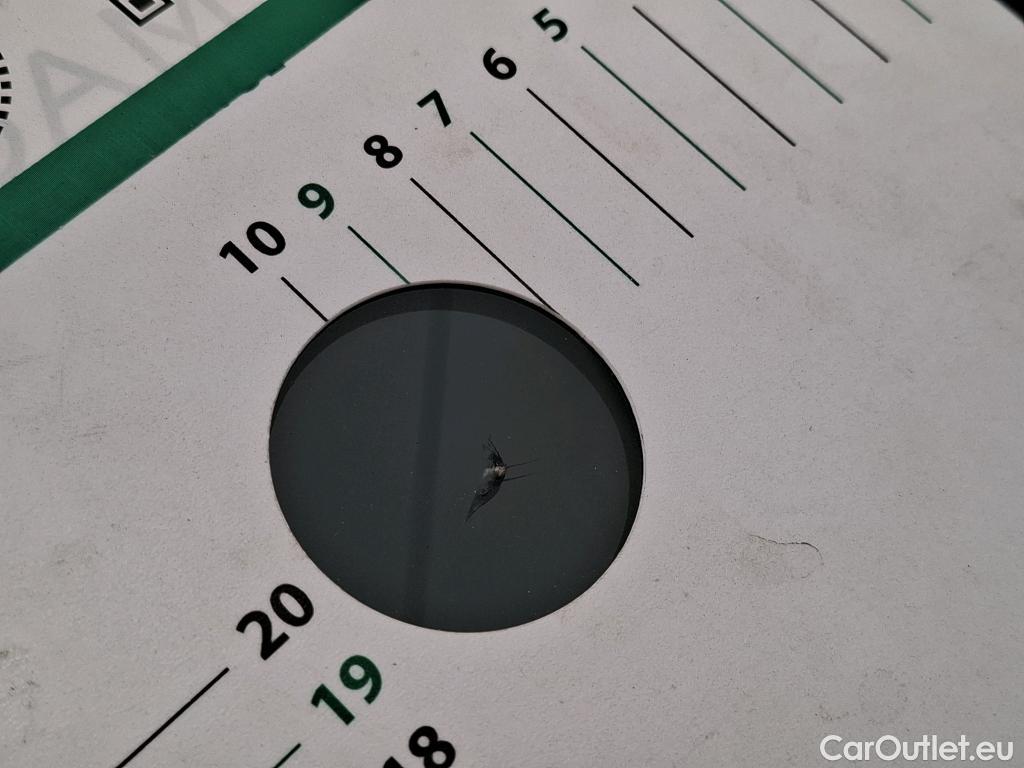  Mercedes  B-Klasse MERCEDES-BENZ Classe B / 2019 / 5P / monospace B 180 d Business Line Edition BA7 #2