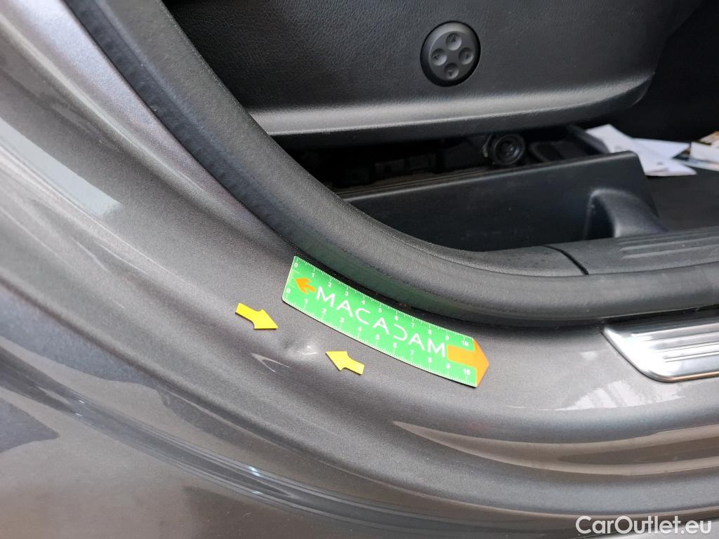  Mercedes  B-Klasse MERCEDES-BENZ Classe B / 2019 / 5P / monospace B 180 d Business Line Edition BA7 #23