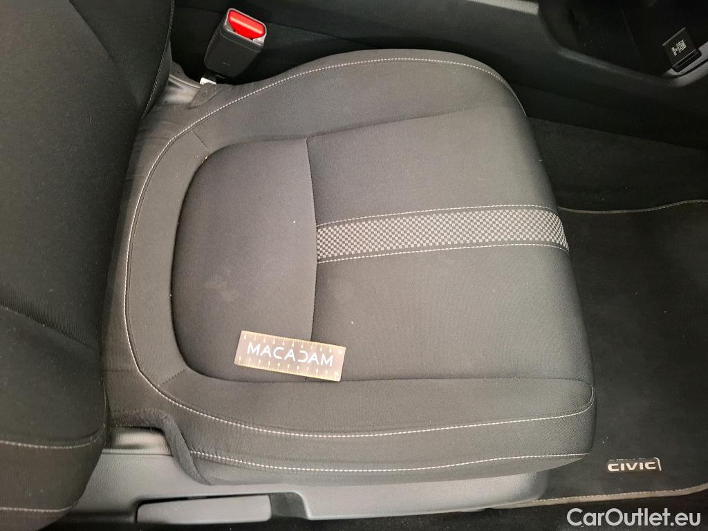  Honda  Civic HONDA  / 2019 / 5P / Berline 1.6 i-DTEC Exclusive #24