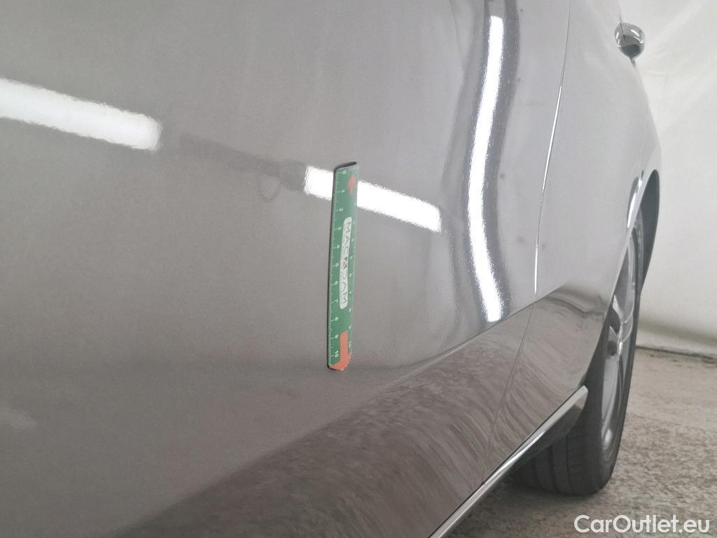  Mercedes  A-Klasse MERCEDES-BENZ Classe A Compact / 2018 / 5P / Berline A 180 d Business Line #4