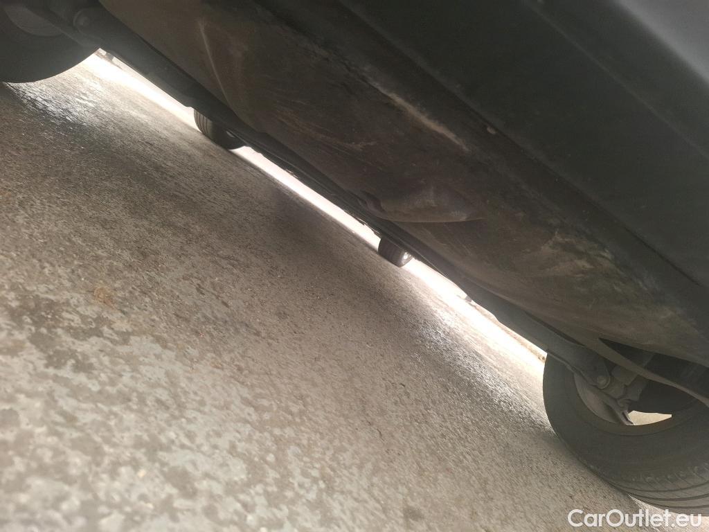  Mercedes  A-Klasse MERCEDES-BENZ Classe A Compact / 2018 / 5P / Berline A 180 d Business Line #37