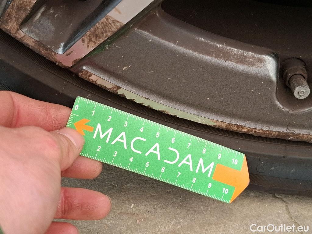  Mercedes  CLA-Klasse MERCEDES-BENZ CLA Coupe / 2019 / 4P / Coupé CLA 220 d AMG Line BA8 #44