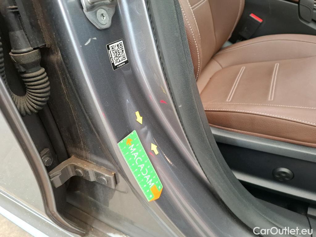  Mercedes  CLA-Klasse MERCEDES-BENZ CLA Coupe / 2019 / 4P / Coupé CLA 220 d AMG Line BA8 #54