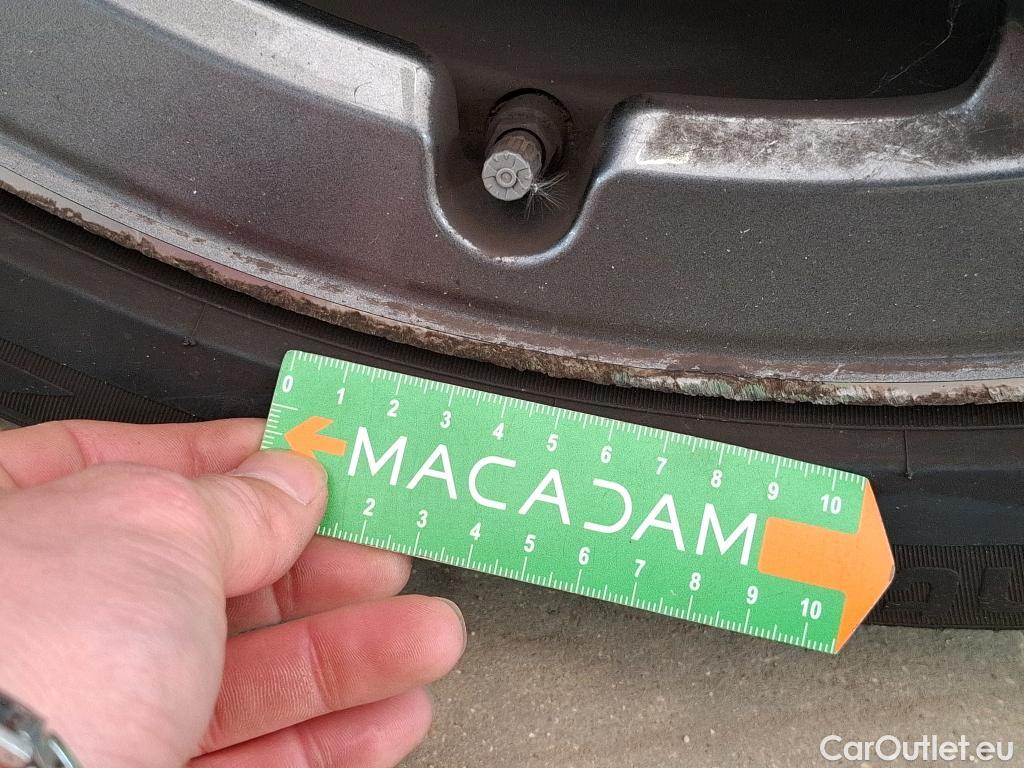  Mercedes  CLA-Klasse MERCEDES-BENZ CLA Coupe / 2019 / 4P / Coupé CLA 220 d AMG Line BA8 #19