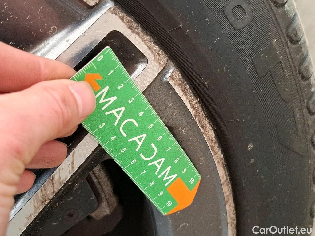  Mercedes  CLA-Klasse MERCEDES-BENZ CLA Coupe / 2019 / 4P / Coupé CLA 220 d AMG Line BA8 #41