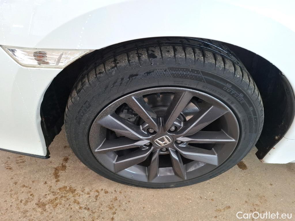  Honda  Civic HONDA  / 2019 / 5P / Berline 1.6 i-DTEC Exclusive #31