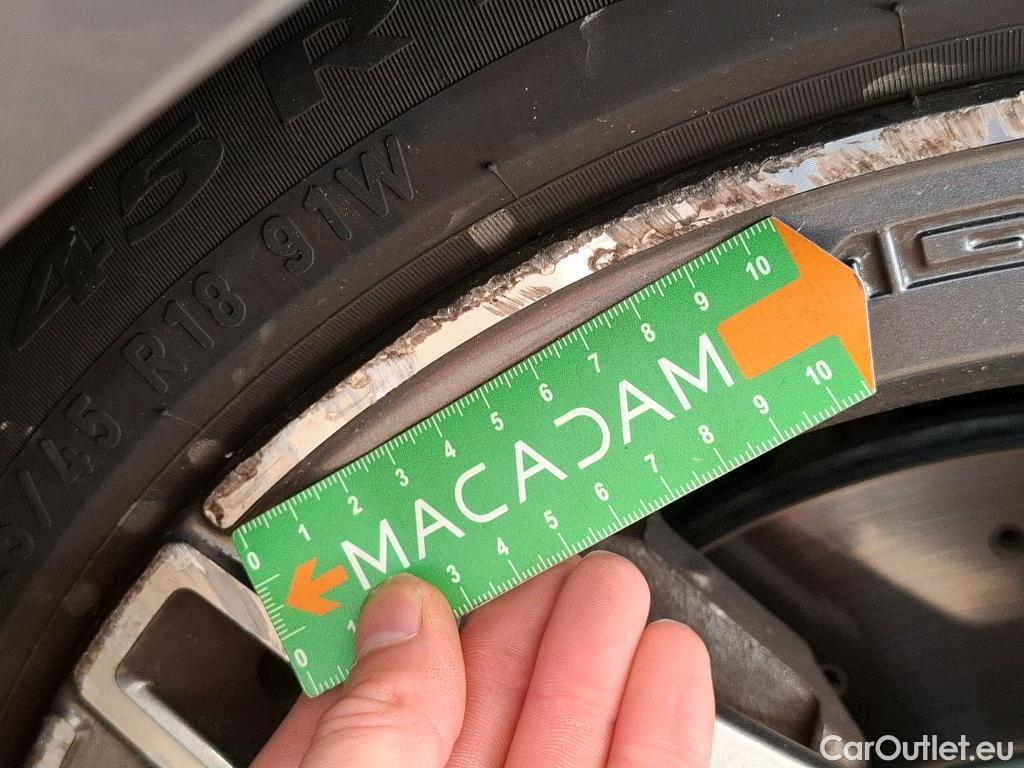  Mercedes  CLA-Klasse MERCEDES-BENZ CLA Coupe / 2019 / 4P / Coupé CLA 220 d AMG Line BA8 #13