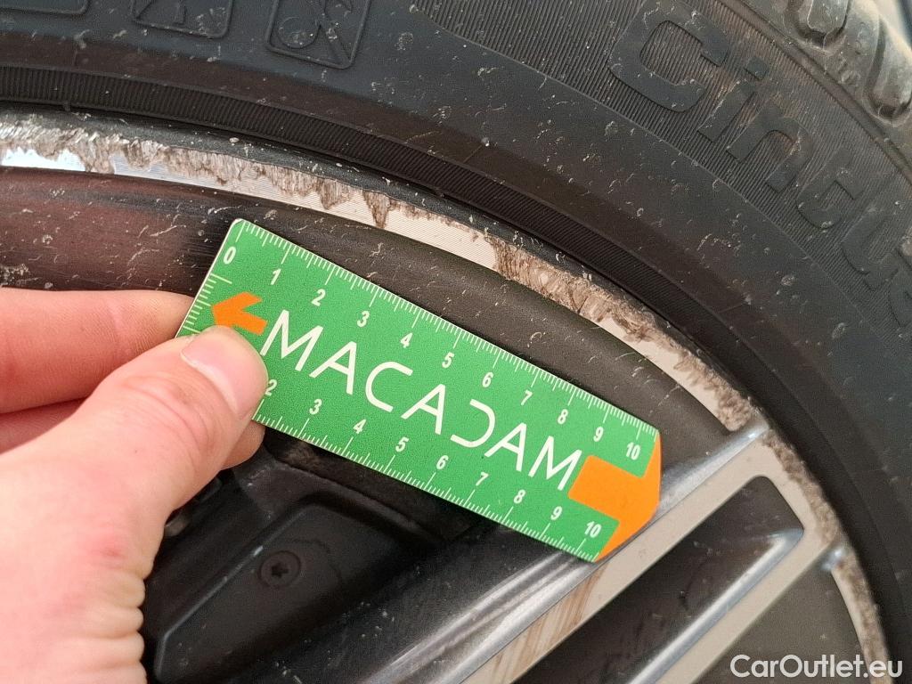  Mercedes  CLA-Klasse MERCEDES-BENZ CLA Coupe / 2019 / 4P / Coupé CLA 220 d AMG Line BA8 #40