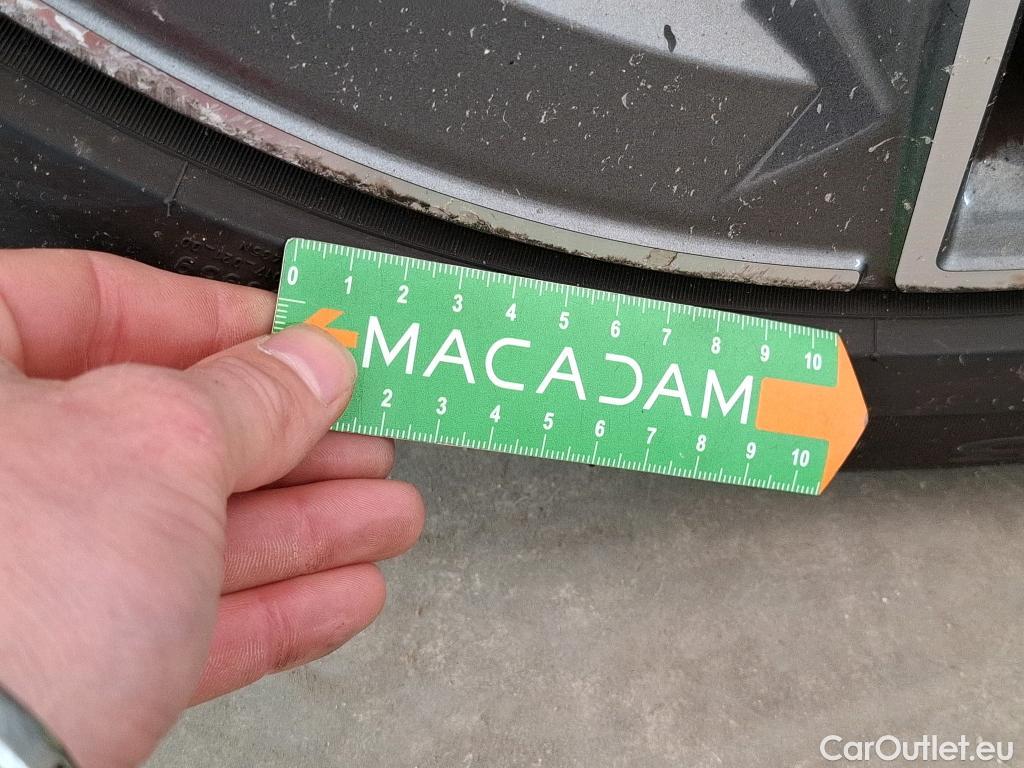  Mercedes  CLA-Klasse MERCEDES-BENZ CLA Coupe / 2019 / 4P / Coupé CLA 220 d AMG Line BA8 #36