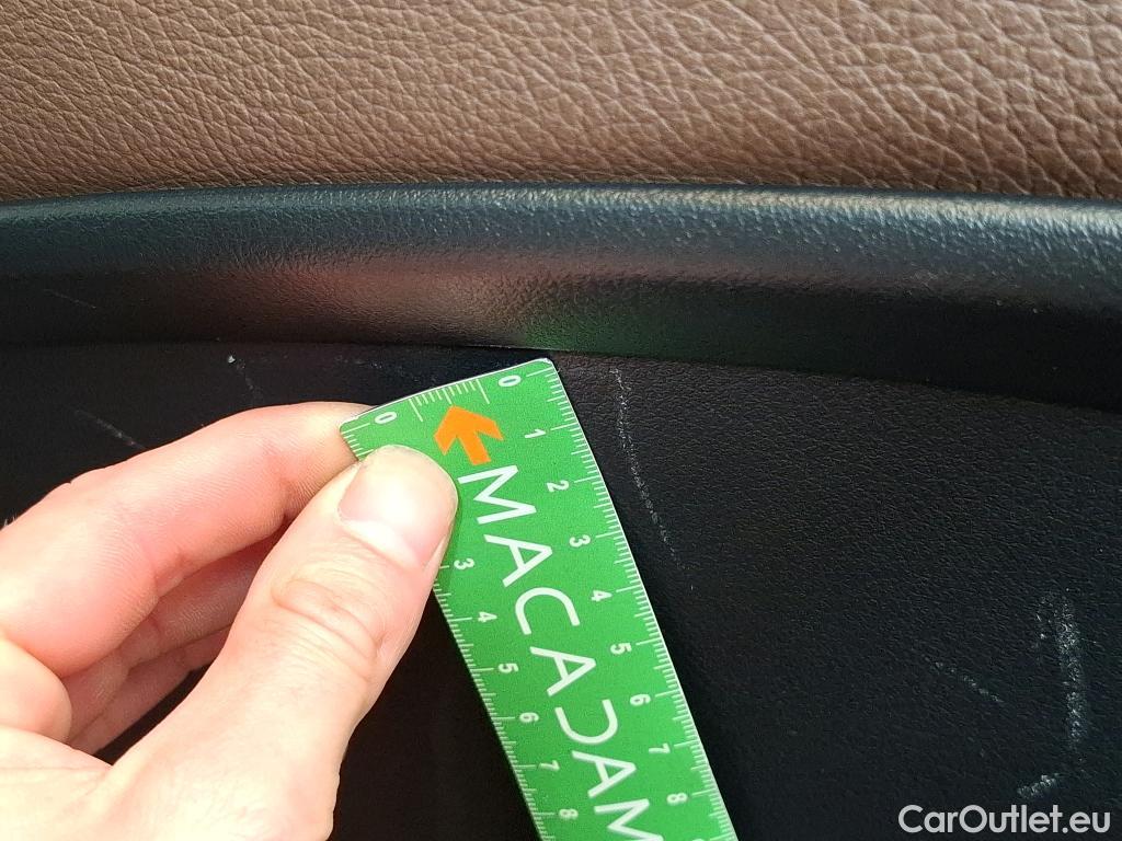  Mercedes  CLA-Klasse MERCEDES-BENZ CLA Coupe / 2019 / 4P / Coupé CLA 220 d AMG Line BA8 #48