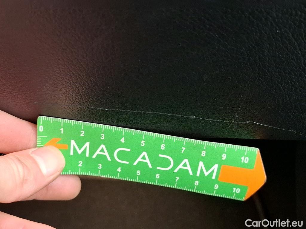  Mercedes  CLA-Klasse MERCEDES-BENZ CLA Coupe / 2019 / 4P / Coupé CLA 220 d AMG Line BA8 #51