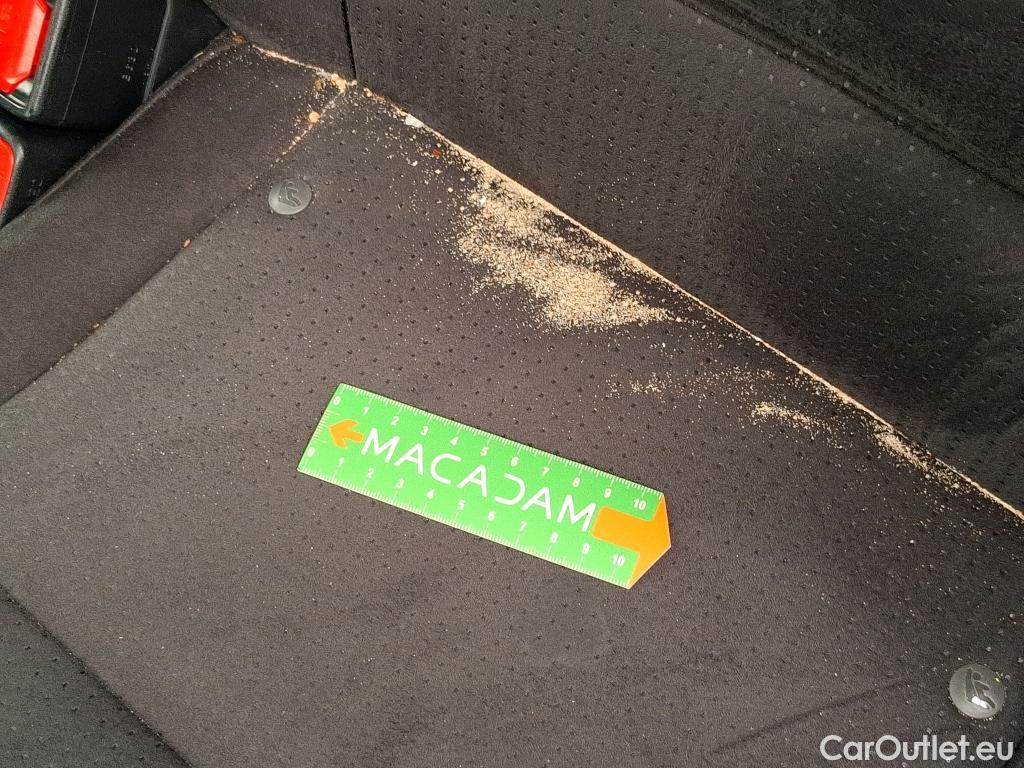  Lexus  CT LEXUS   2017  5P  Berline 200H Pack Business Auto #82