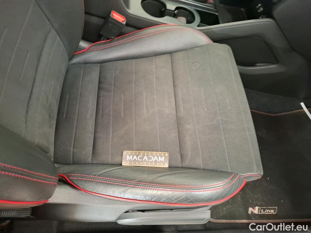  Hyundai  Tucson HYUNDAI  / 2018 / 5P / SUV 1.6 CRDI 136 HYBRID 48V DCT-7 N LINE EDI #29