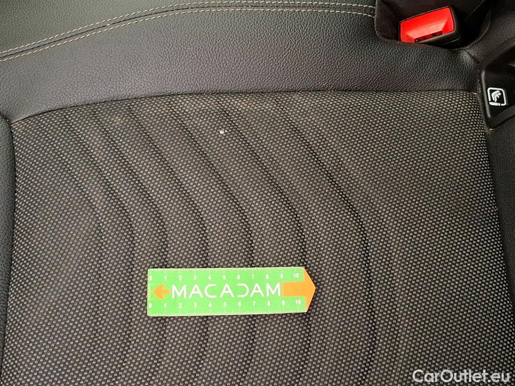  Mercedes  B-Klasse MERCEDES-BENZ Classe B / 2019 / 5P / monospace B 180 d Business Line Edition BA7 #39