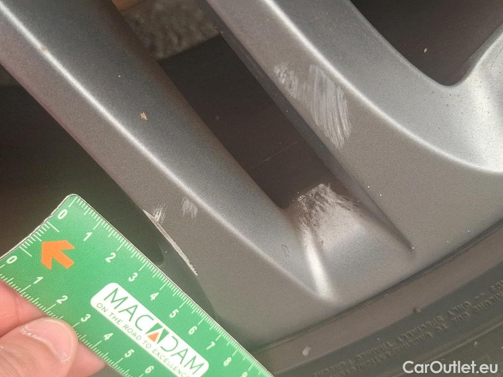  Mercedes  A-Klasse MERCEDES-BENZ Classe A Compact / 2018 / 5P / Berline A 180 d Business Line #14