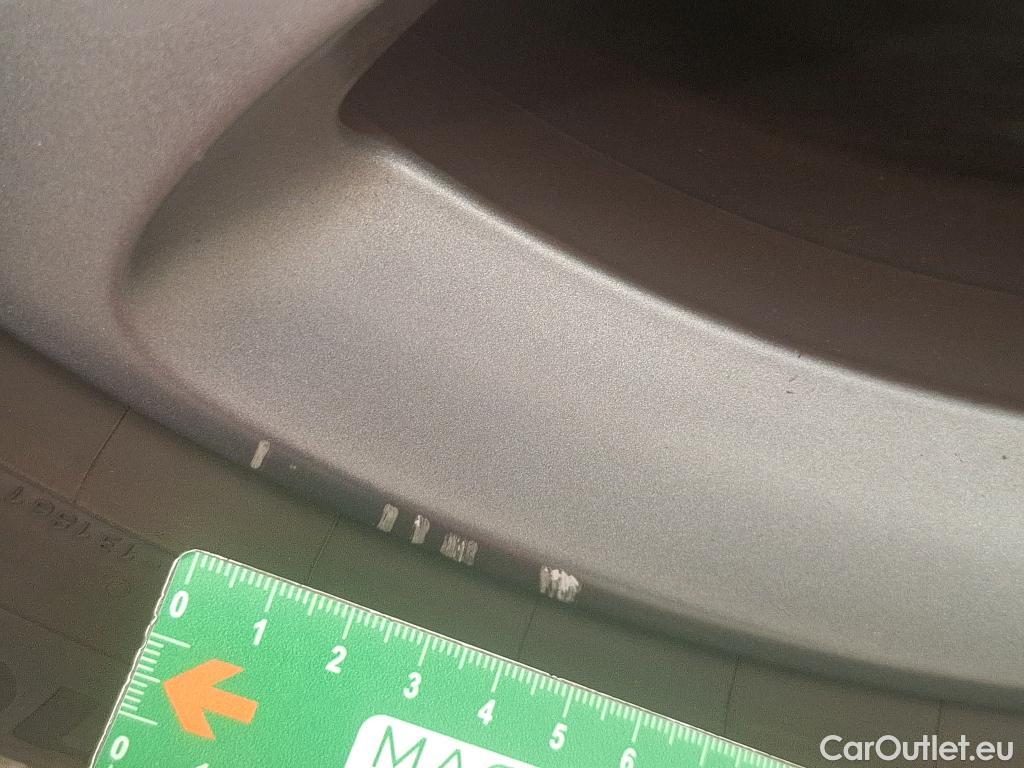  Mercedes  A-Klasse MERCEDES-BENZ Classe A Compact / 2018 / 5P / Berline A 180 d Business Line #45