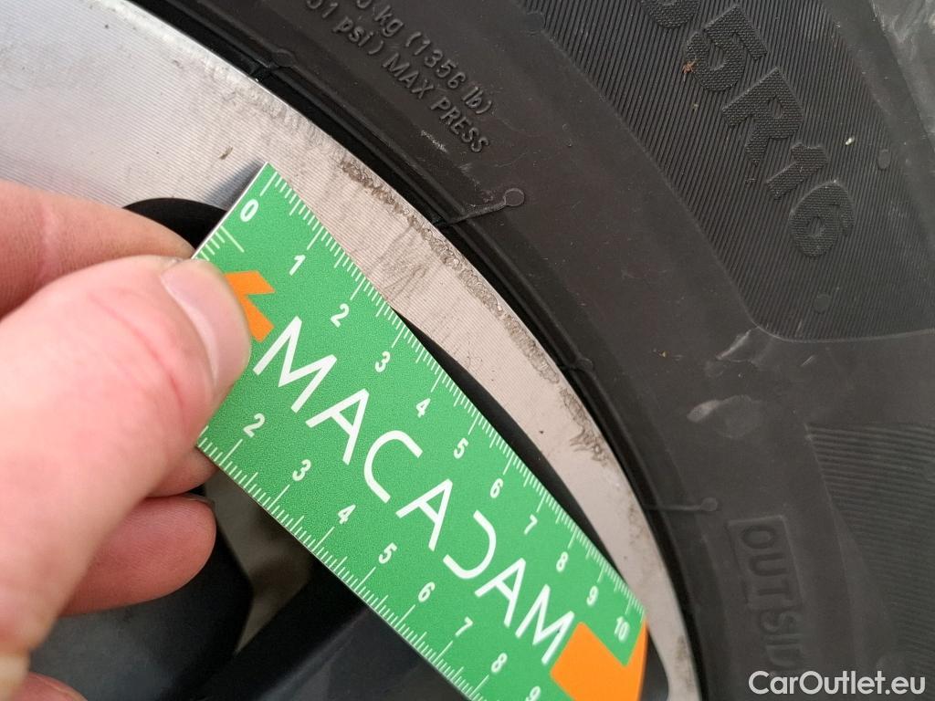  Lexus  CT LEXUS   2017  5P  Berline 200H Pack Business Auto #42