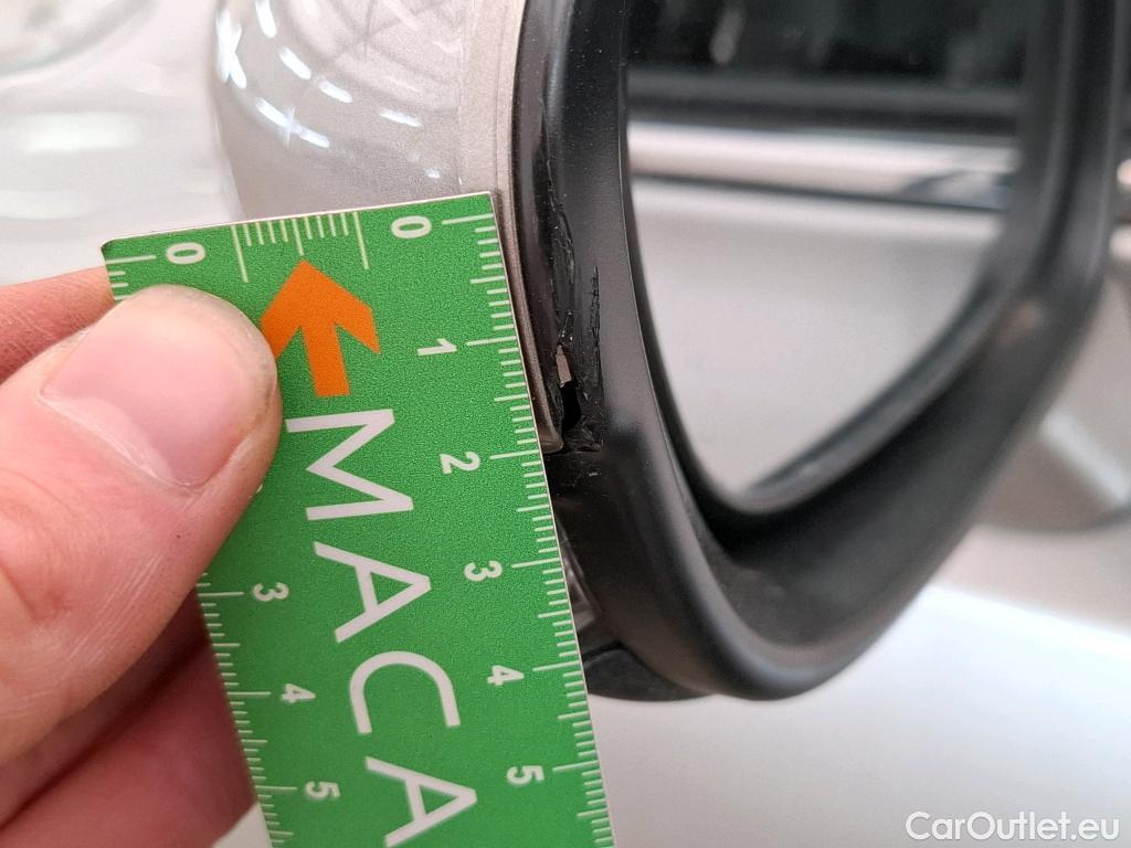  Lexus  CT LEXUS   2017  5P  Berline 200H Pack Business Auto #28