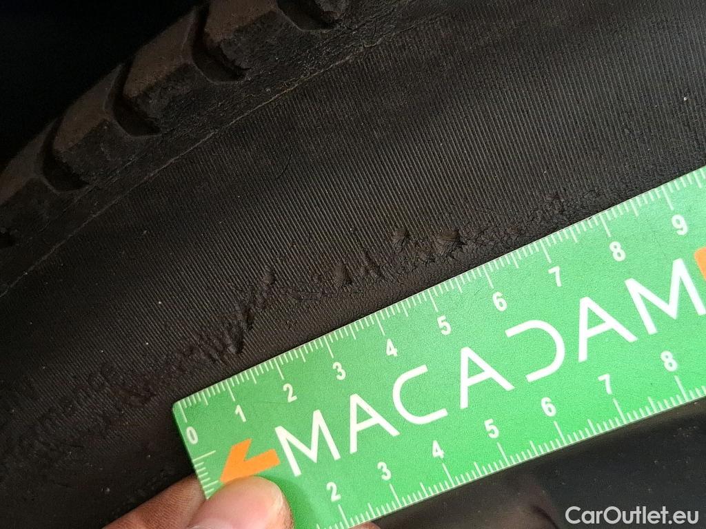  Mercedes  B-Klasse MERCEDES-BENZ Classe B / 2019 / 5P / monospace B 180 d Business Line Edition BA7 #16