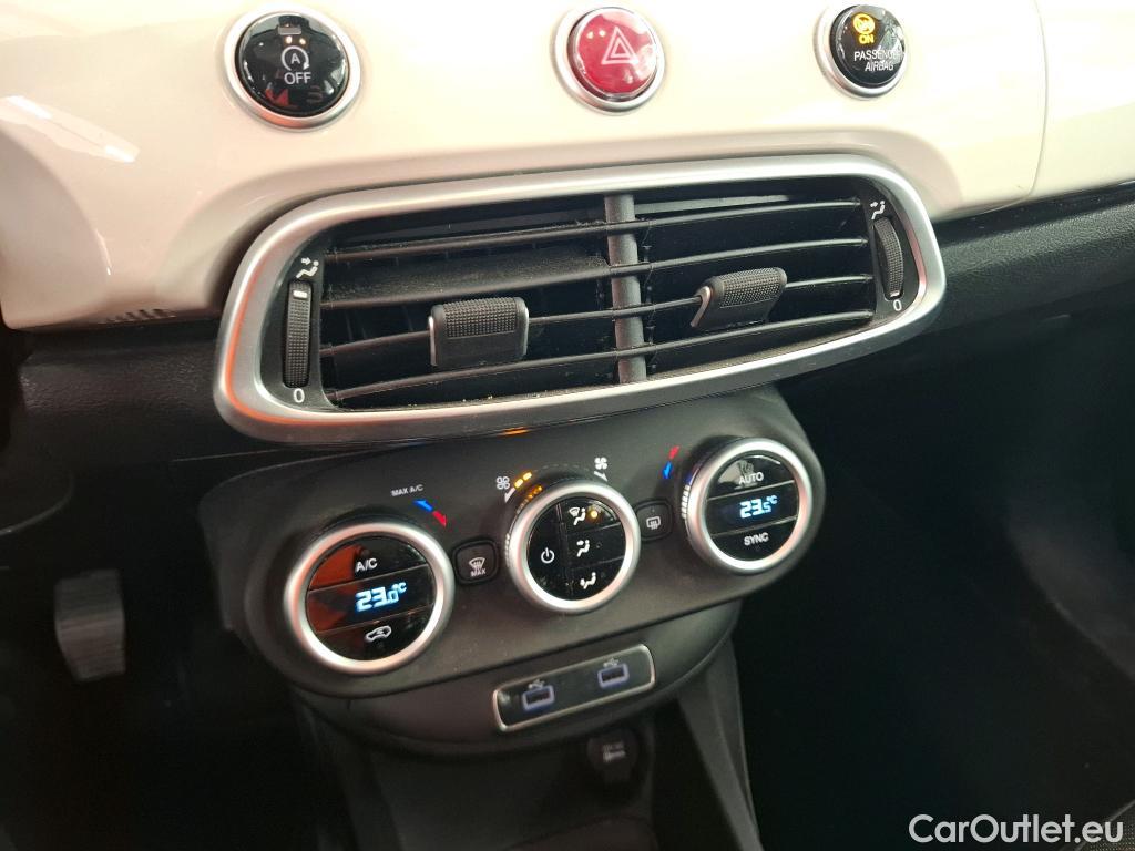  Fiat  500 FIAT X / 2018 / 5P / SUV 1.0 FFly T T3 120ch Cross #9