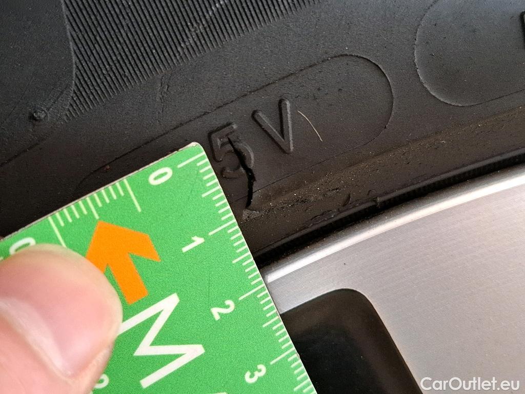  Mercedes  B-Klasse MERCEDES-BENZ Classe B / 2019 / 5P / monospace B 180 d Business Line Edition BA7 #10