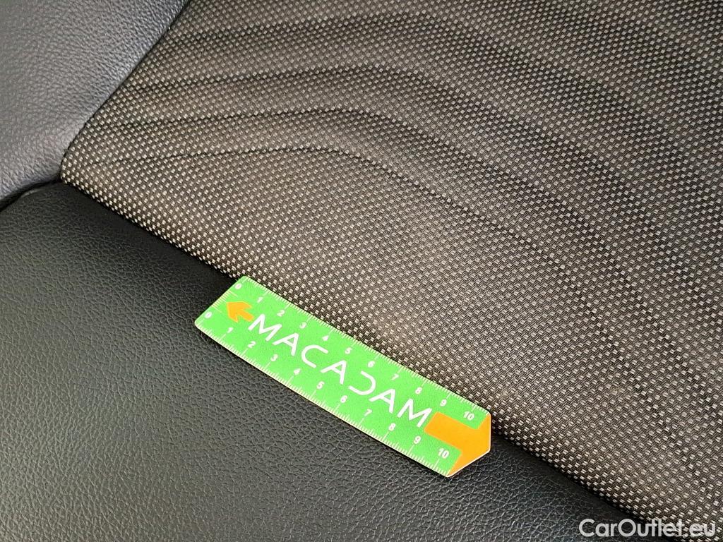  Mercedes  B-Klasse MERCEDES-BENZ Classe B / 2019 / 5P / monospace B 180 d Business Line Edition BA7 #37