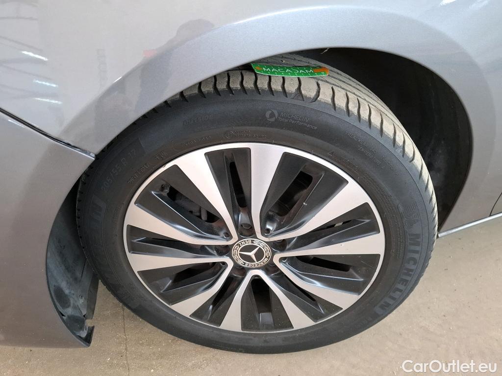  Mercedes  B-Klasse MERCEDES-BENZ Classe B / 2019 / 5P / monospace B 180 d Business Line Edition BA7 #9