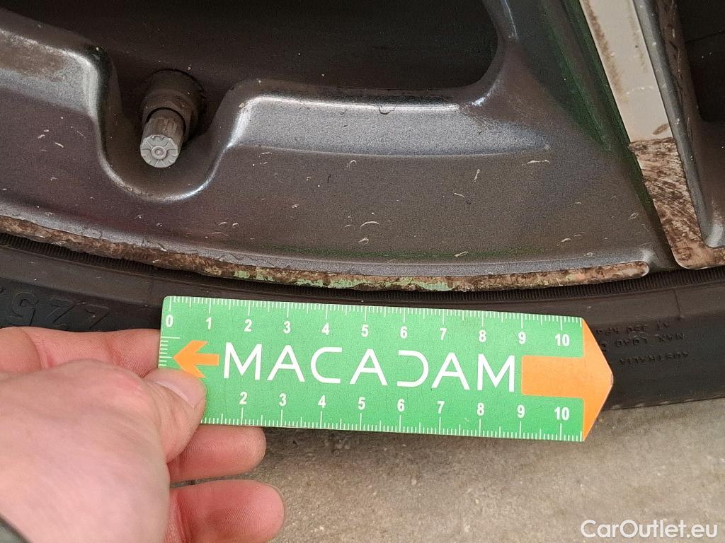  Mercedes  CLA-Klasse MERCEDES-BENZ CLA Coupe / 2019 / 4P / Coupé CLA 220 d AMG Line BA8 #43