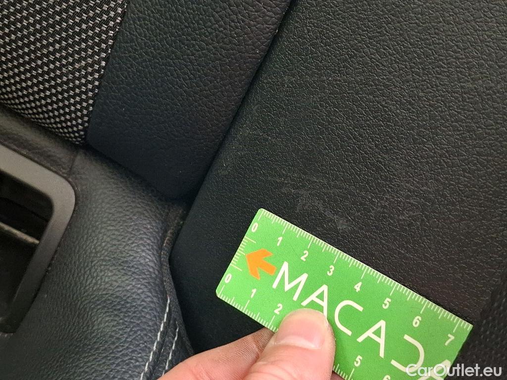  Mercedes  B-Klasse MERCEDES-BENZ Classe B / 2019 / 5P / monospace B 180 d Business Line Edition BA7 #18