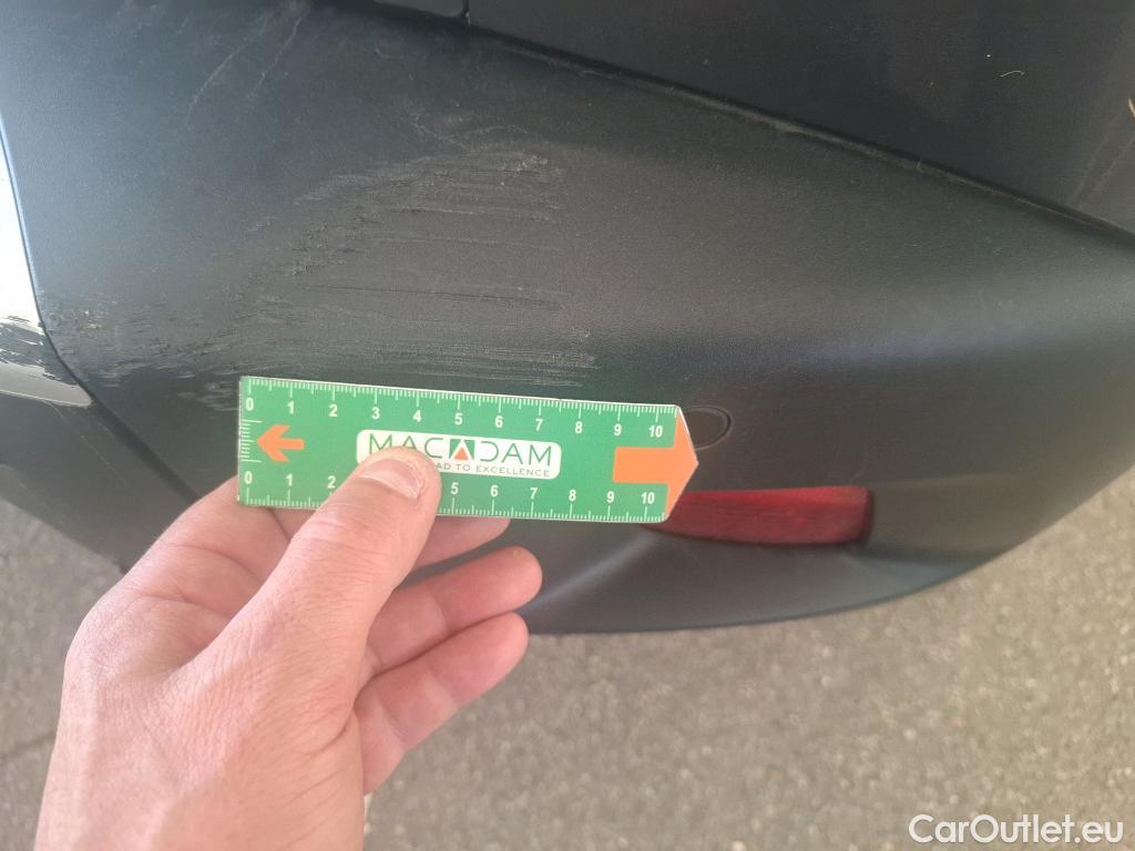  Peugeot  2008  Allure Business 1.5 HDi 130CV BVA8 E6d #9