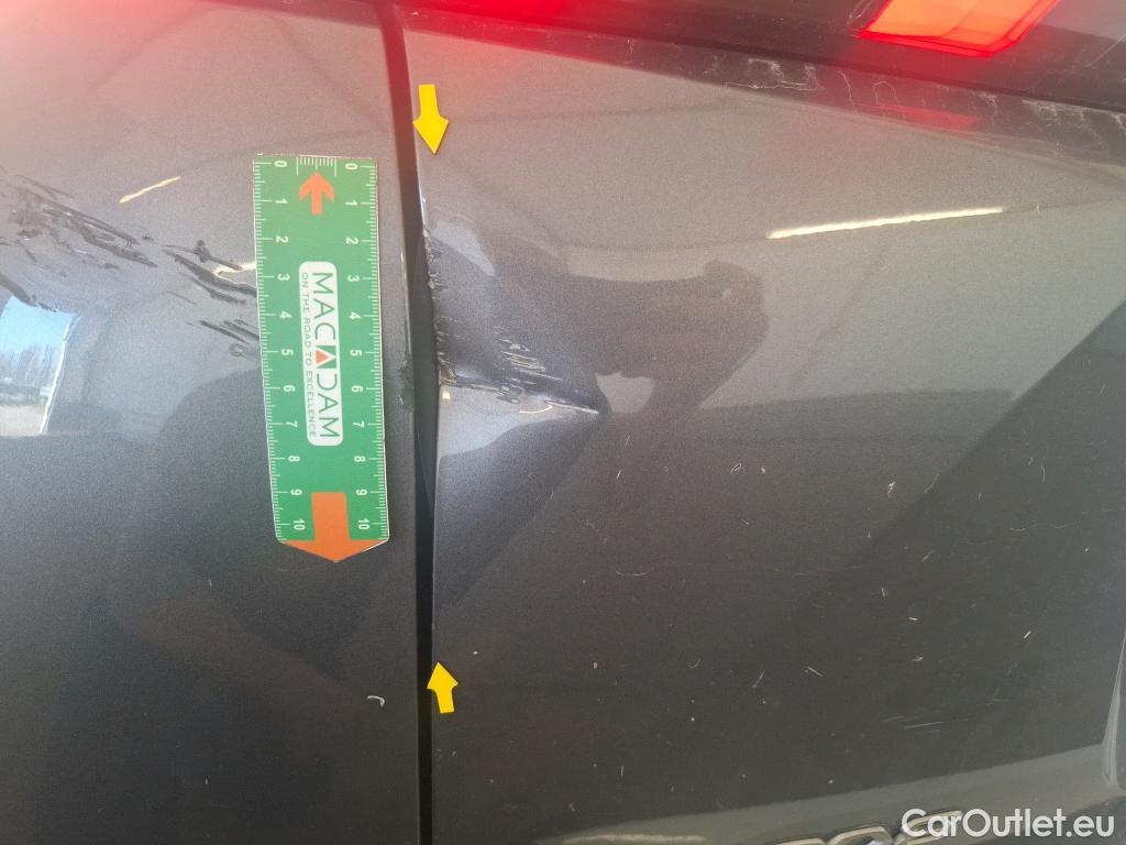  Peugeot  2008  Allure Business 1.5 HDi 130CV BVA8 E6d #18