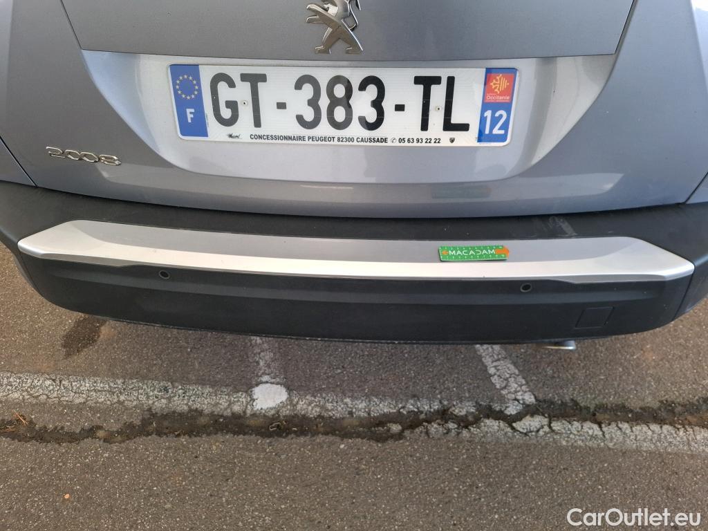  Peugeot  2008  Allure 1.5 HDi 130CV BVA8 E6d #48