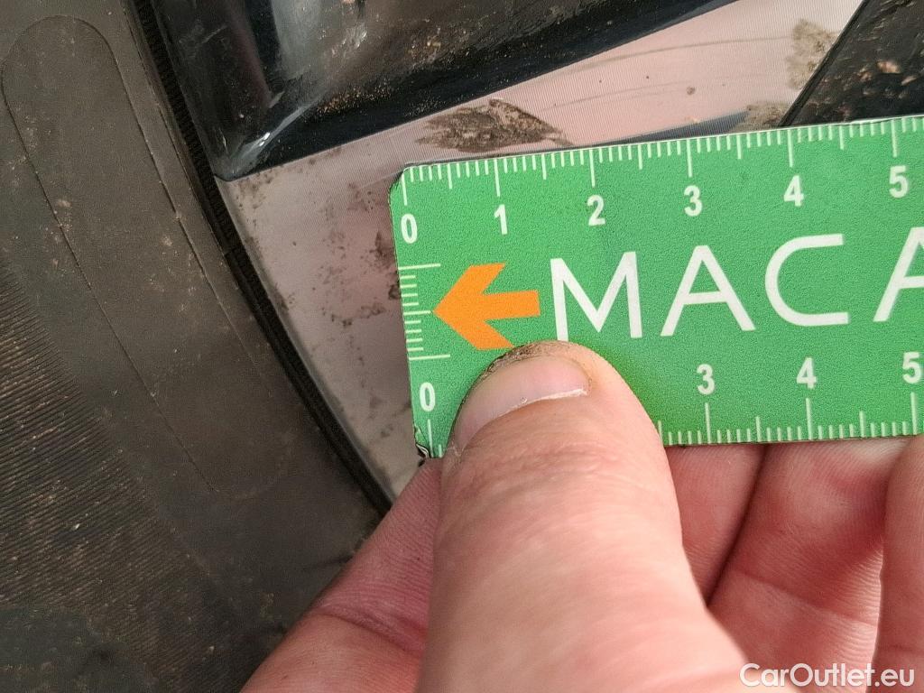  Peugeot  2008  Allure 1.5 HDi 130CV BVA8 E6d #7