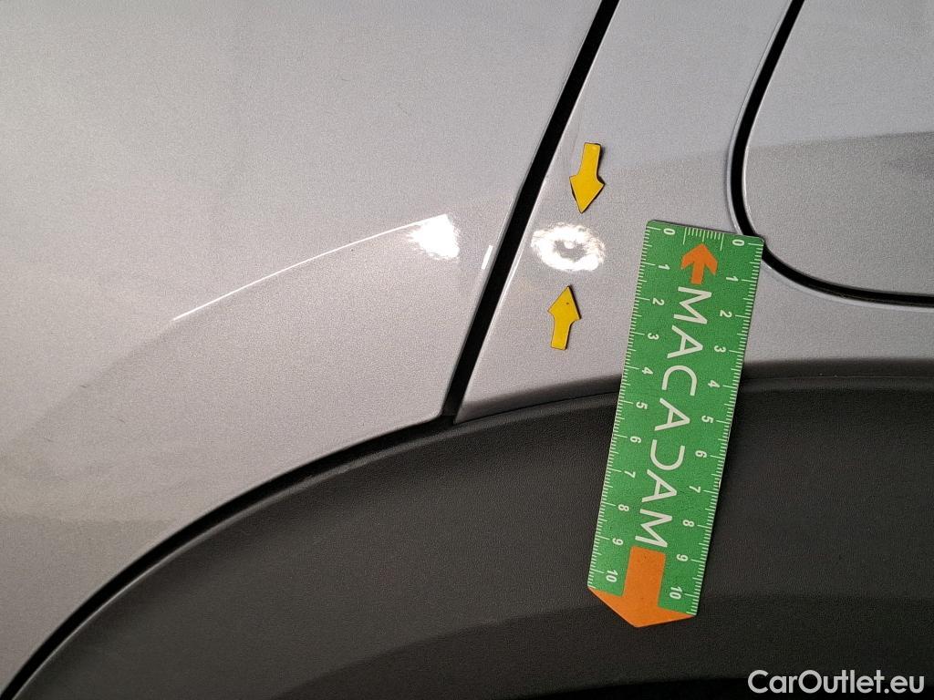  Peugeot  2008  Allure 1.5 HDi 130CV BVA8 E6d #45