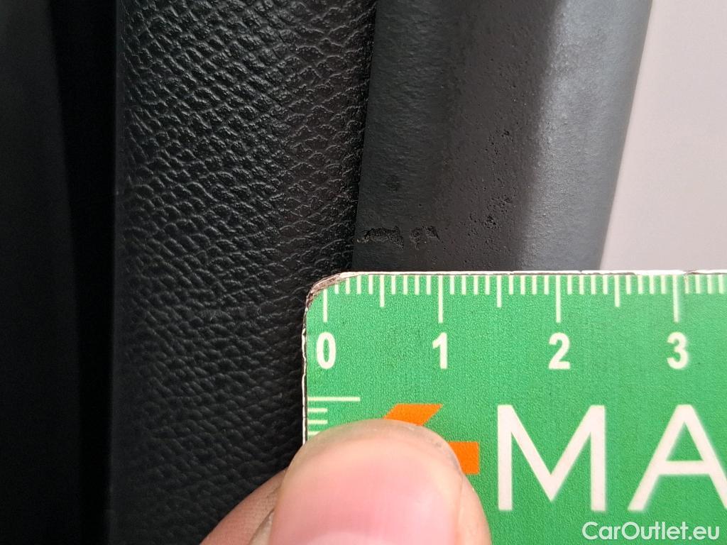  Peugeot  2008  Active Business 1.5 HDi 130CV BVA8 E6d #2