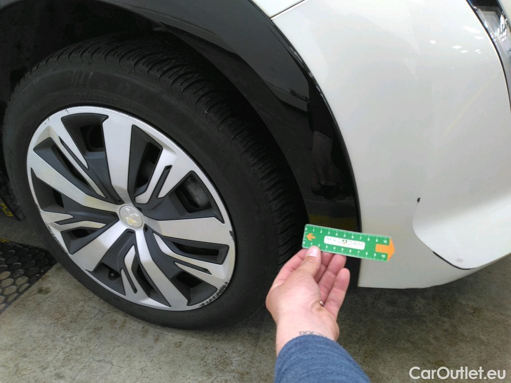  Peugeot  208  (e-) Active Business 50kWh BVA #22