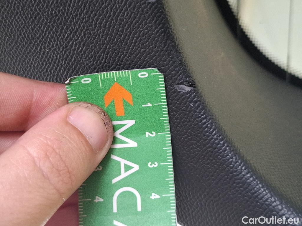  Peugeot  2008  Allure 1.5 HDi 130CV BVA8 E6d #20