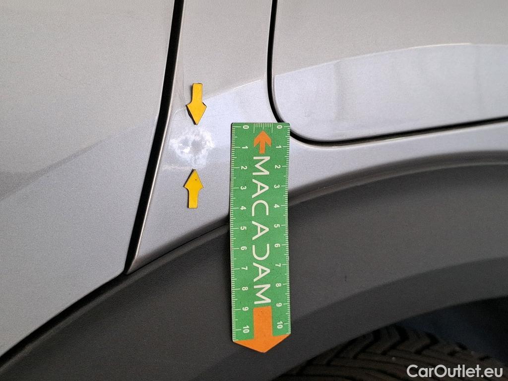  Peugeot  2008  Allure 1.5 HDi 130CV BVA8 E6d #44