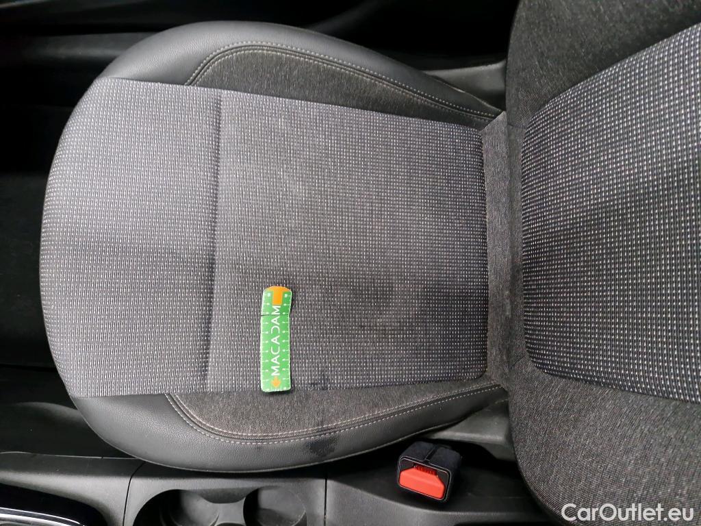  Opel  Crossland  X Elegance Business 1.2 Turbo 110CV BVM6 E6d #19