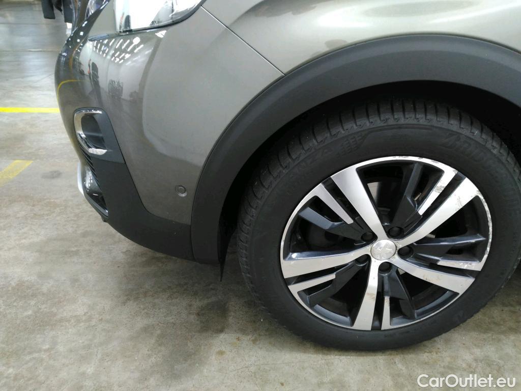  Peugeot  5008  Allure Business 1.5 HDi 130CV BVA8 7 Sieges E6 #33