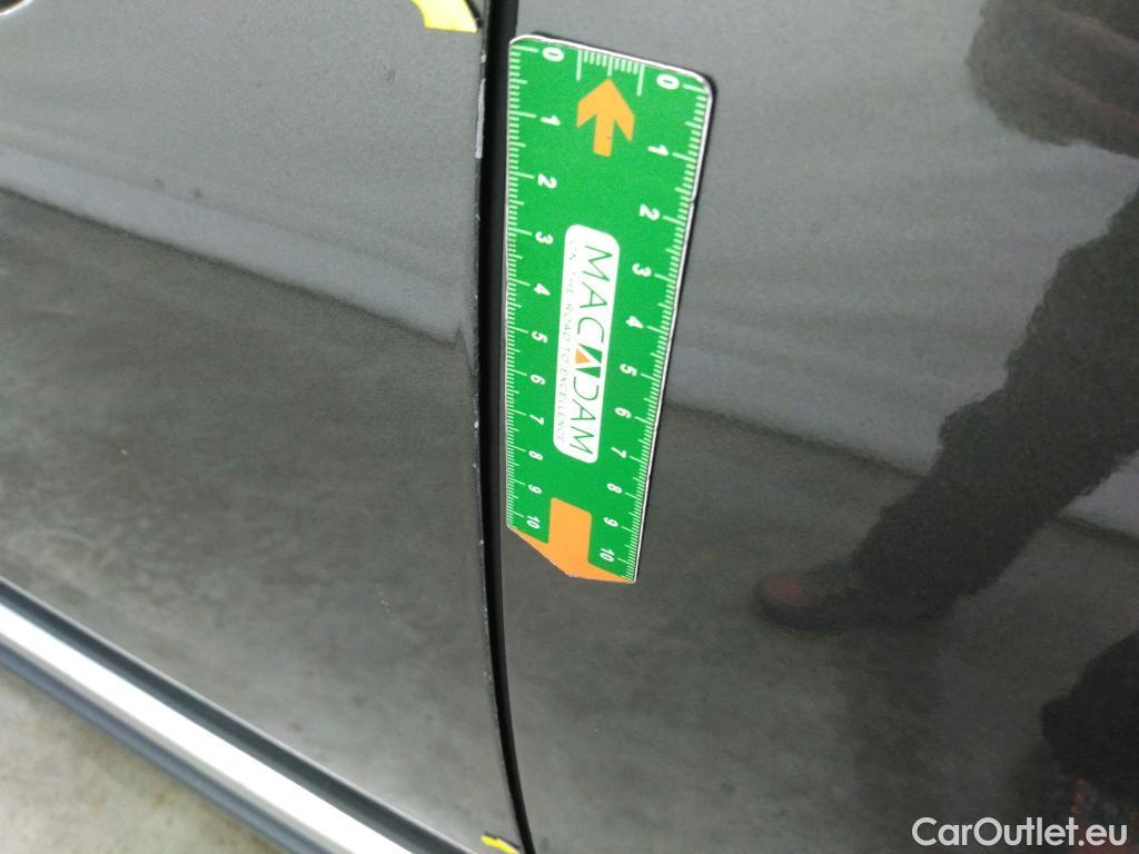  Peugeot  5008  Allure Business 1.5 HDi 130CV BVA8 7 Sieges E6 #9