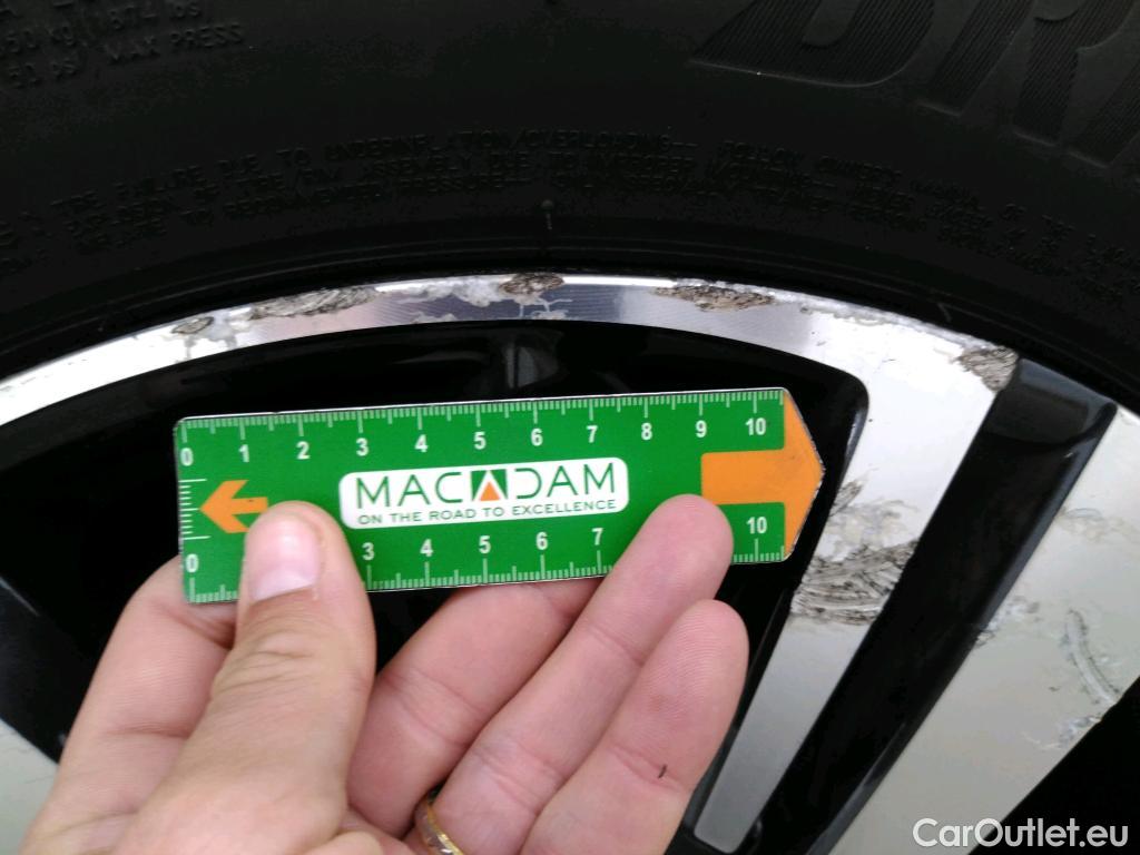  Peugeot  5008  Allure Business 1.5 HDi 130CV BVA8 7 Sieges E6 #35