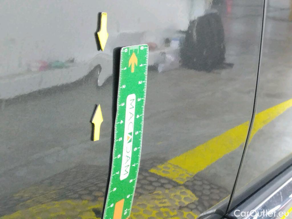  Peugeot  5008  Allure Business 1.5 HDi 130CV BVA8 7 Sieges E6 #51